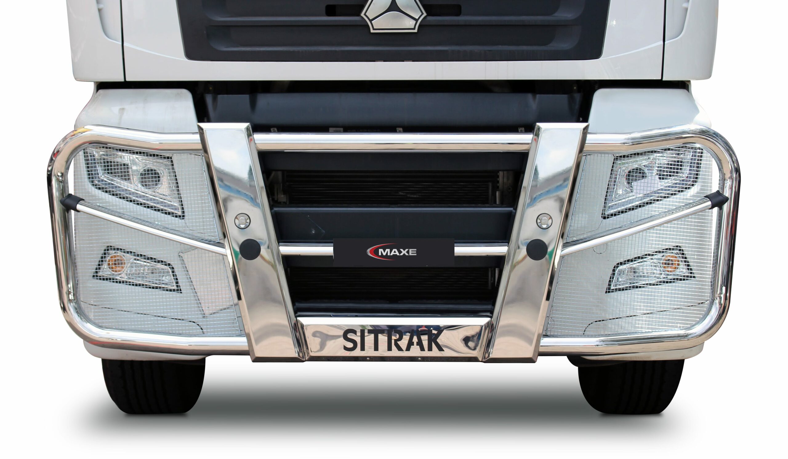 Sitrak with truck bar